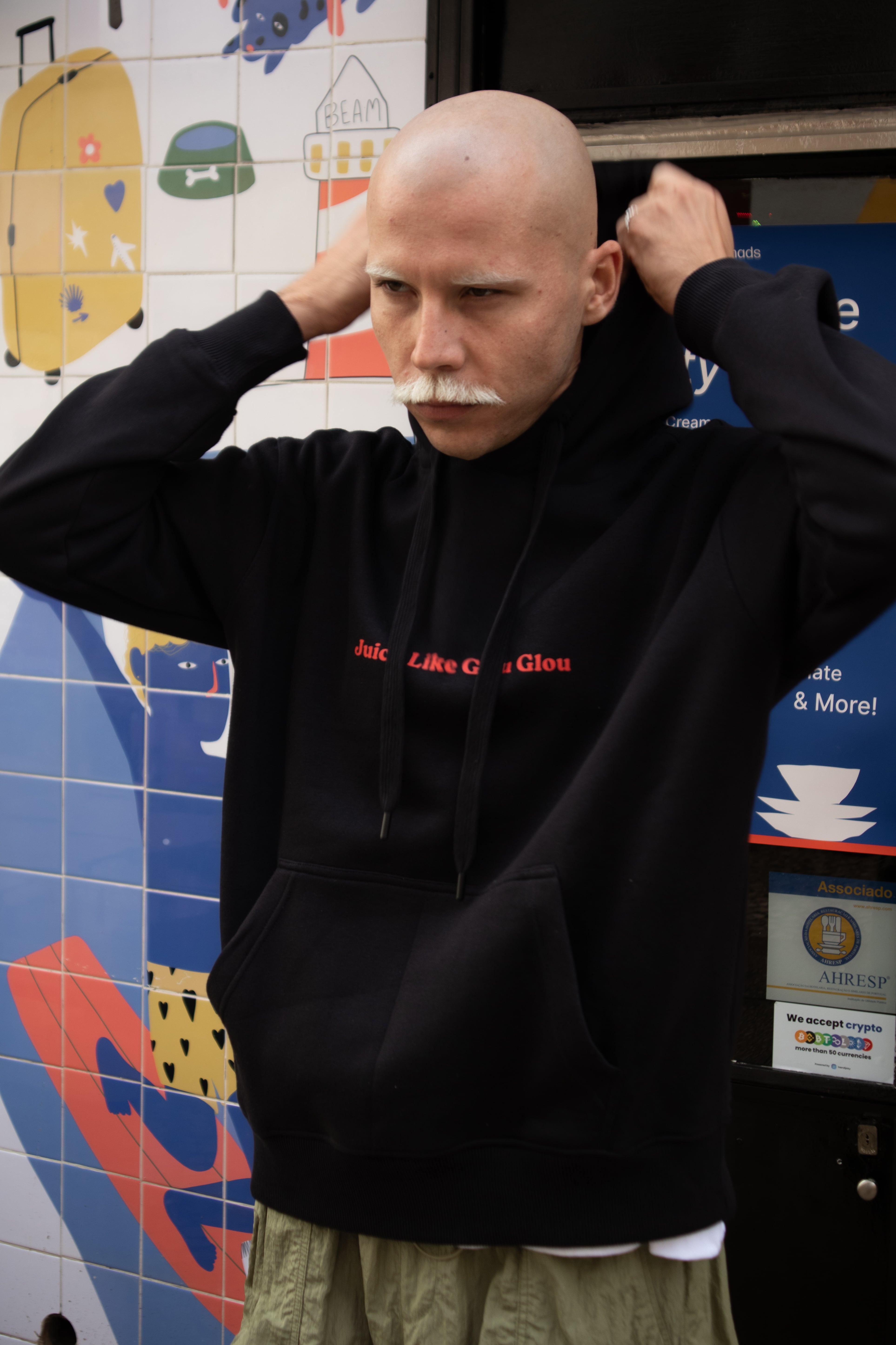 Moletom com capuz "Juicy Like Glou Glou"